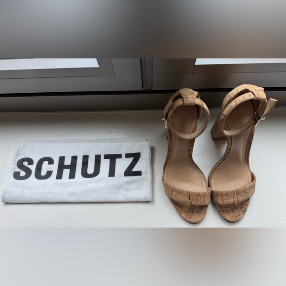 SCHUTZ Shoes - SCHUTZ heels